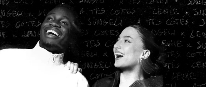 À tes côtés – Single d’or